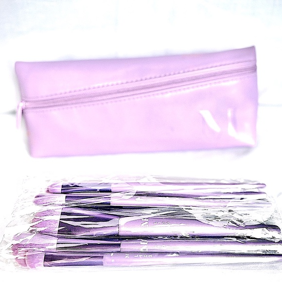 Morphe Ultralavender 6-Piece Face & Eye Brush Set! 🏆Host Pick Winner🏆 - Picture 13 of 13